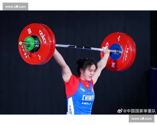 挑战极限力量与技巧的巅峰对决2026年全国抓举比赛精彩回顾与分析